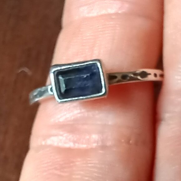 Vintage  Sundance Catalog Sterling Silver Iolite Ring - Picture 6 of 12